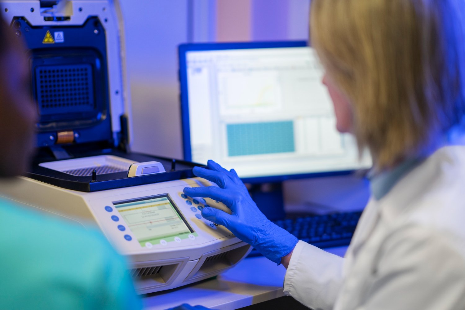 Explainable Digital Pathology: QC that Scales